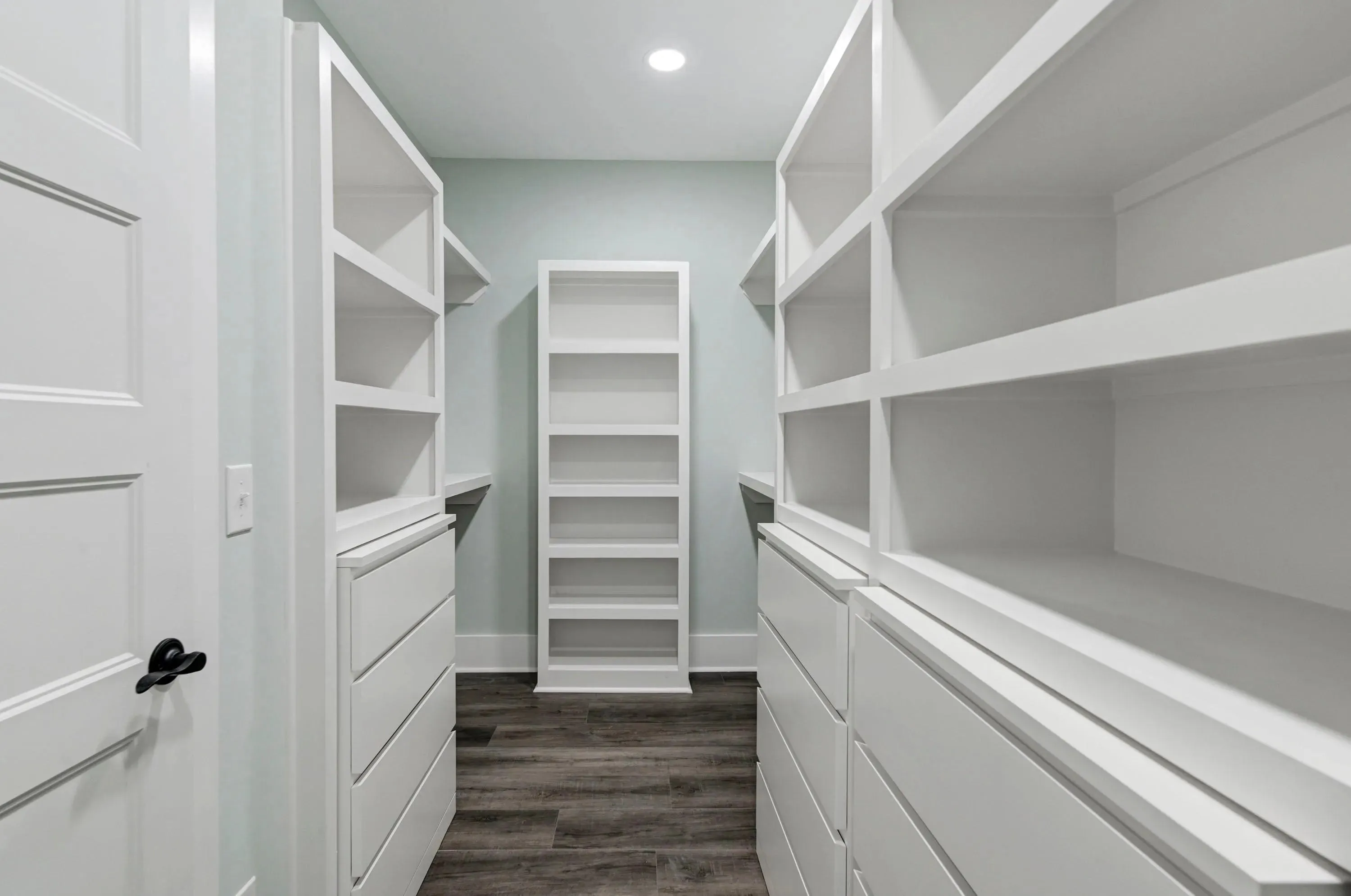 Elegant Home Design with Functional Spaces
