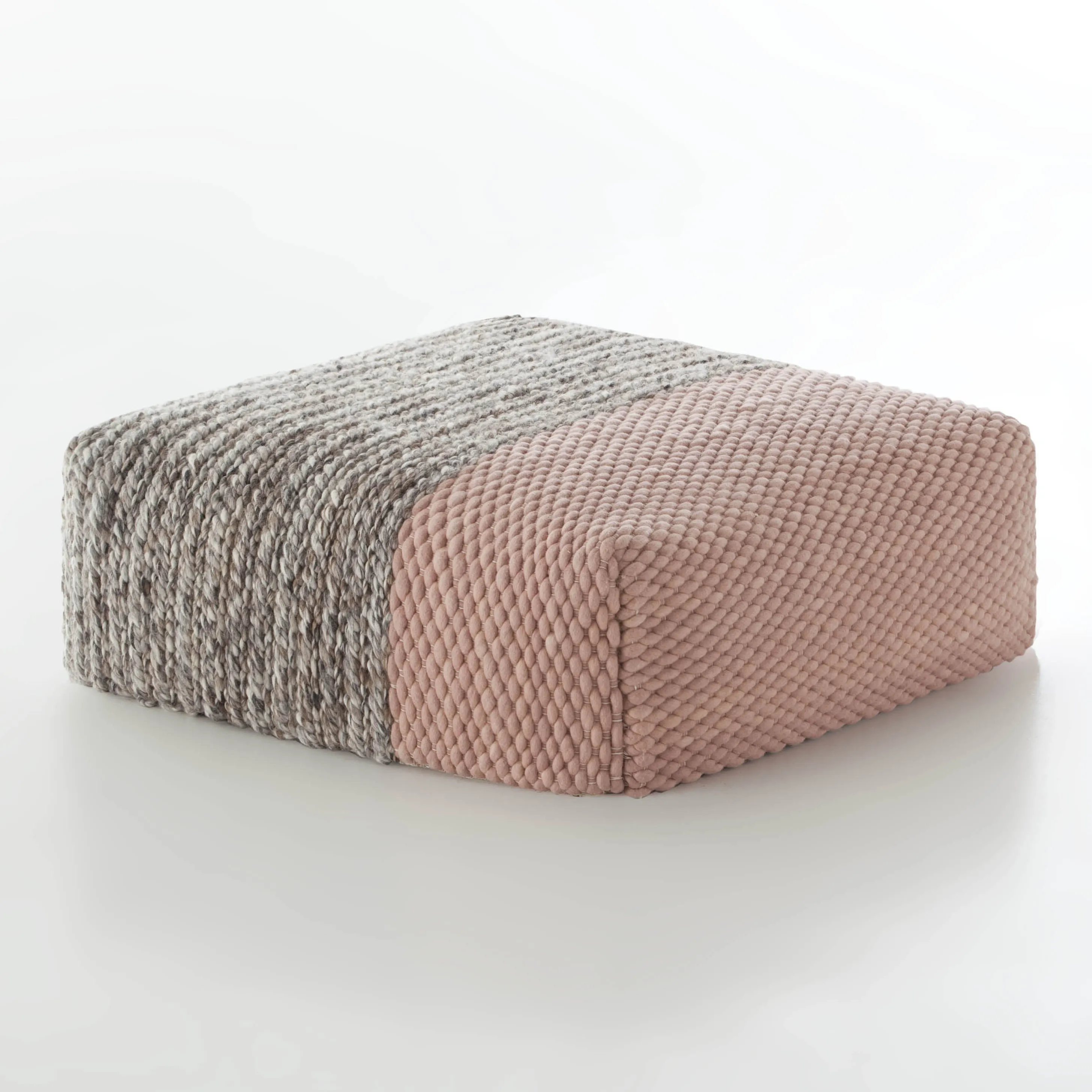 Mangas Space Square Plait Pouf