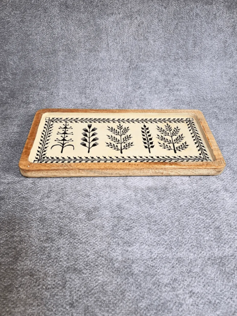 Warli Tray Cream Leaves Motif